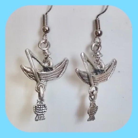 New Arrival Unique Super Cute Gone 🎣
Fishing Dangle Fish 🐟 Earrings - Picture 5 of 8